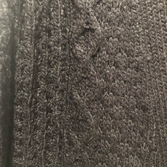 Black cable knit cardigan - Picture 2 of 4